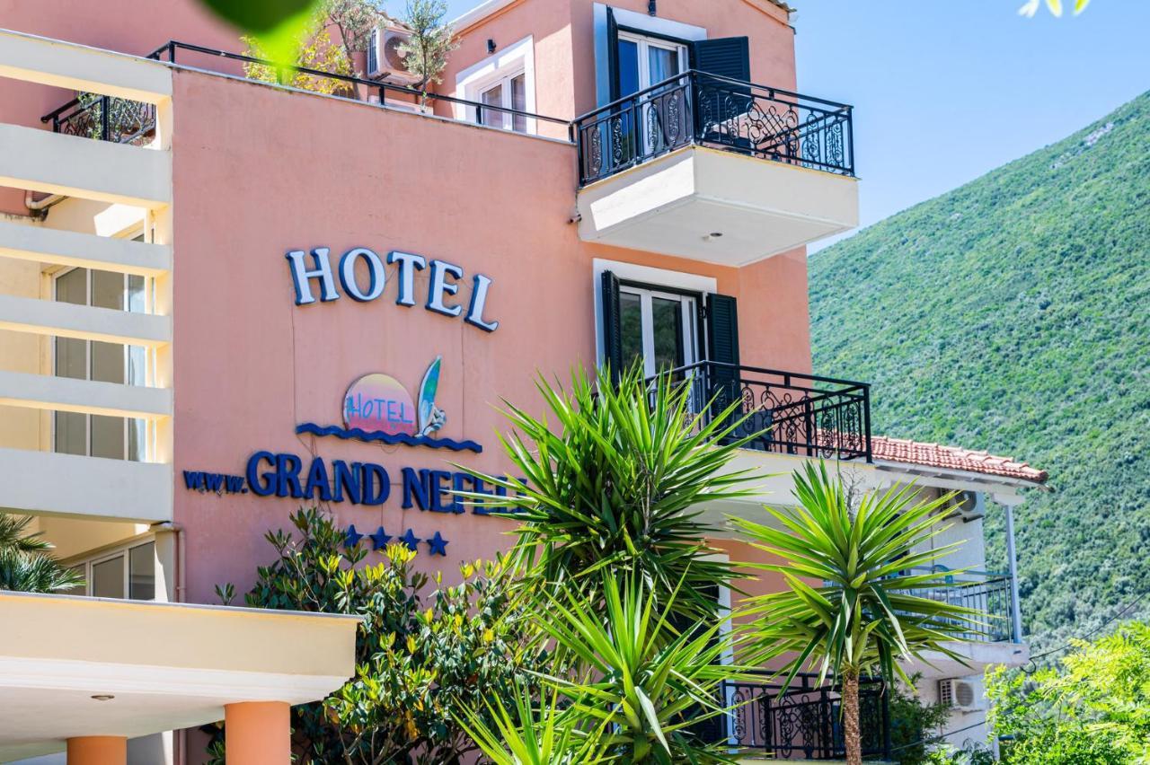 Hotel Grand Nefeli Vasilikí Exterior photo